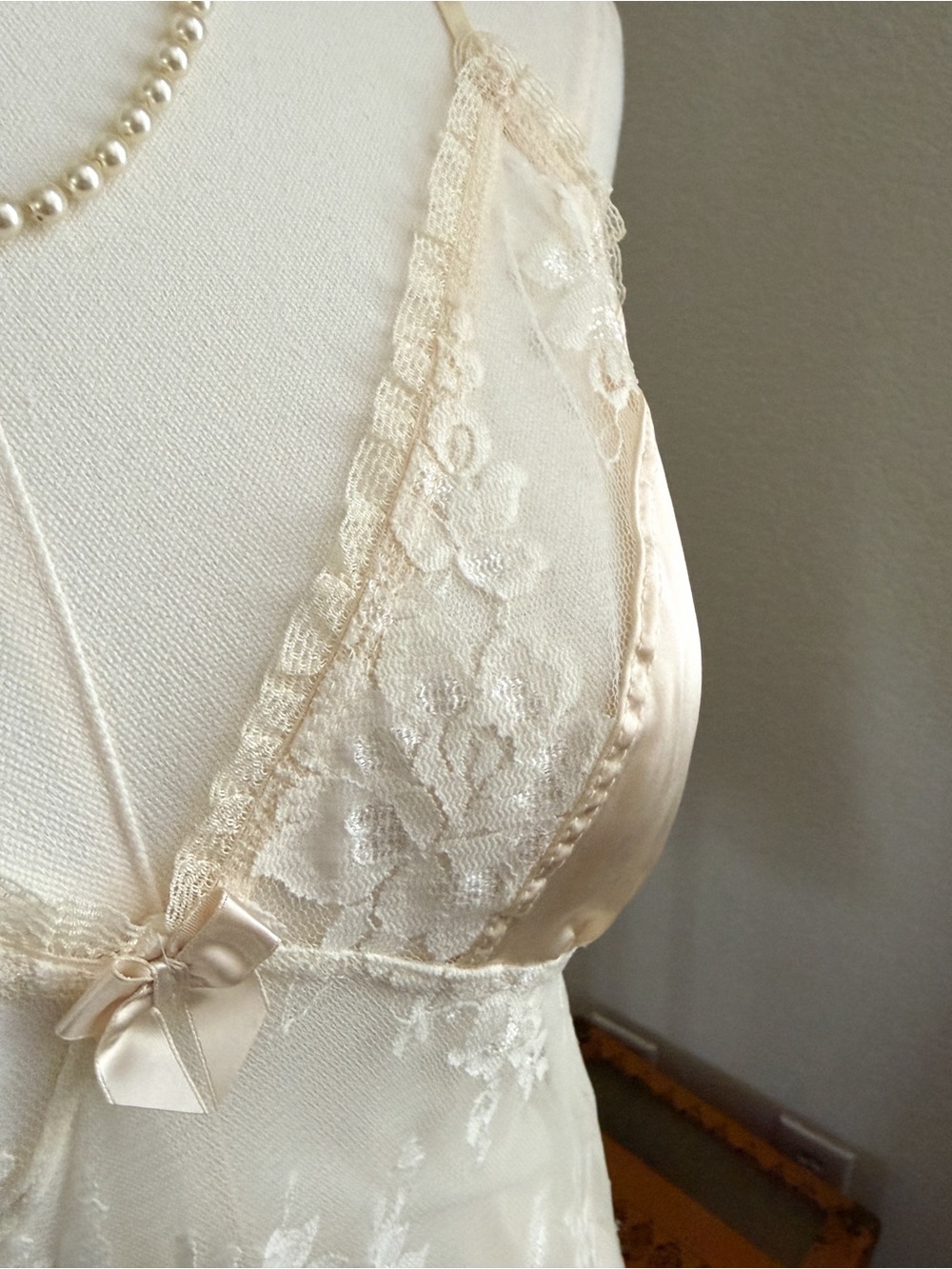 Claire Pettibone Coquette Silk Lace Camisole Vintage 90s M - Picture 4 of 10